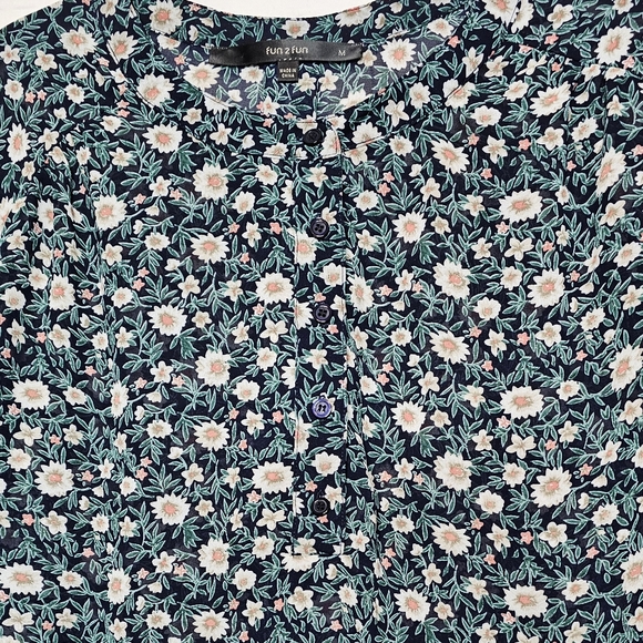 Stitch Fix Fun 2 Fun Floral Cap Sleeve Top - Picture 3 of 8